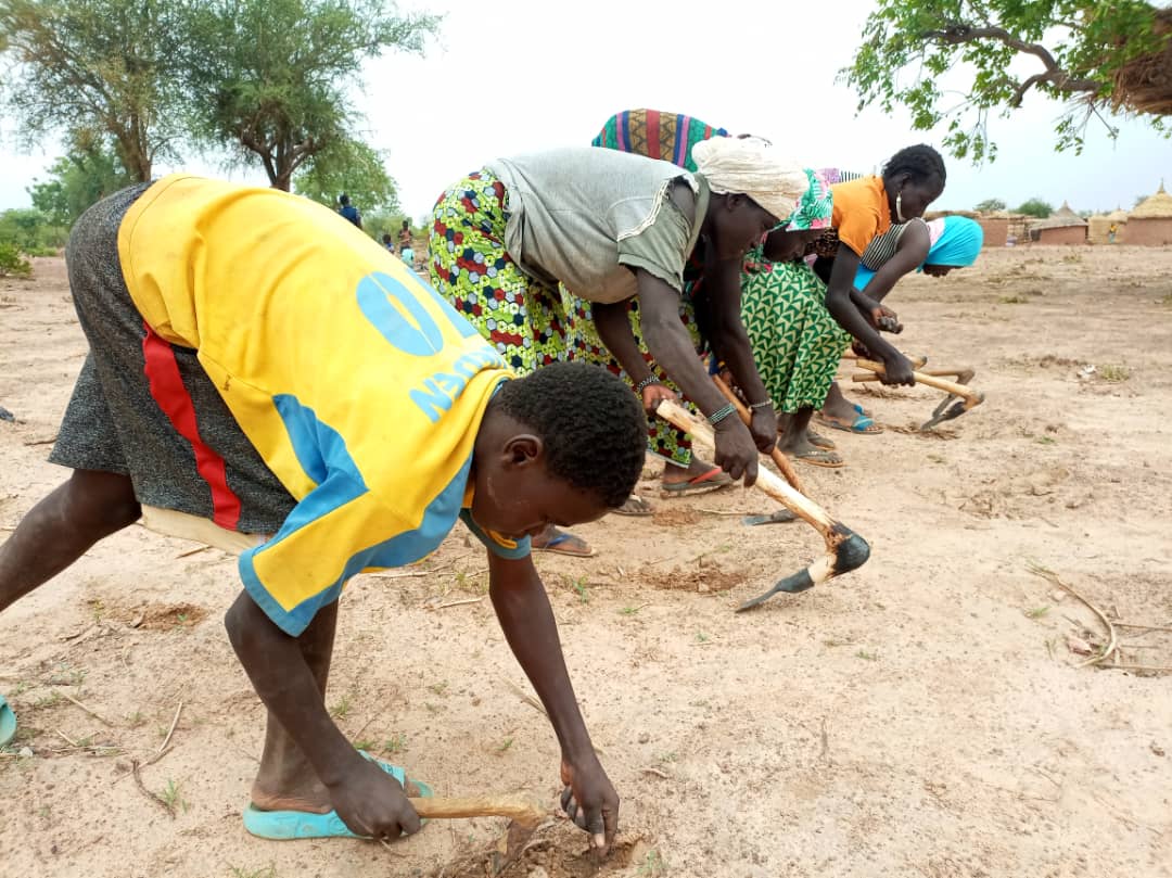 Burkina Faso : dans le village de Lindi, la pluie est le dernier espoir des personnes déplacées