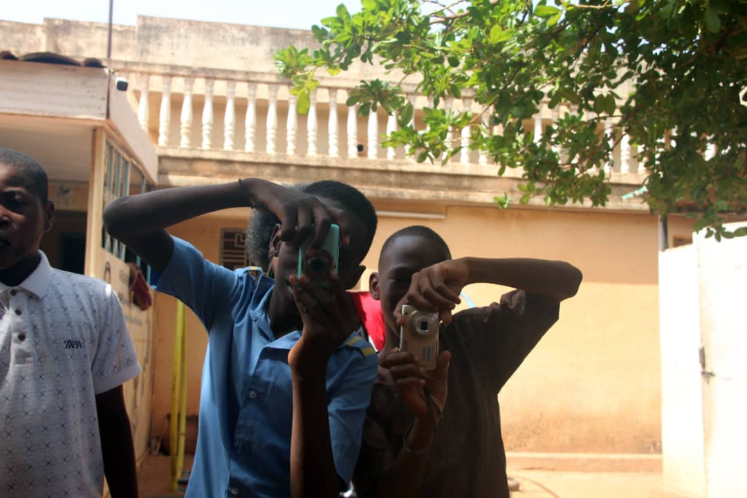 Enfants autistes photographes : quand l’inclusion capture l’espoir