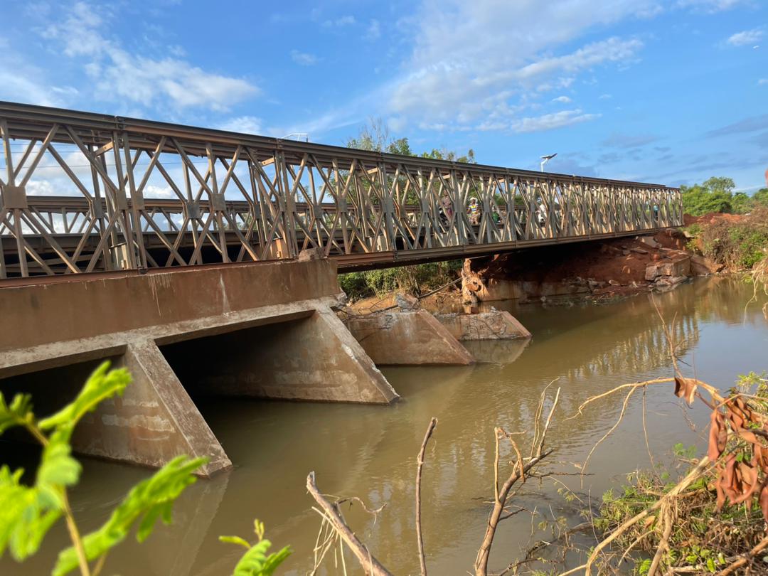 Les conséquences des pluies sur des routes à Bama et Orodara