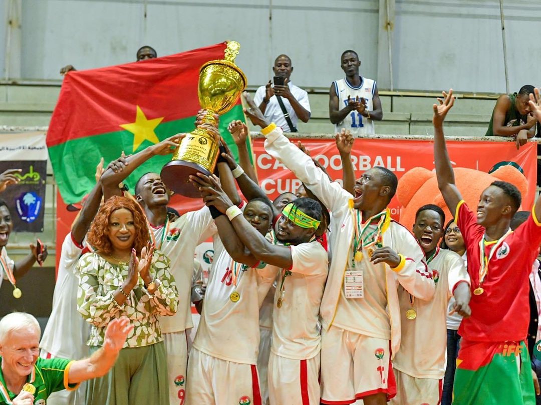 Au Burkina Faso, la contribution de l’Association au développement du floorball