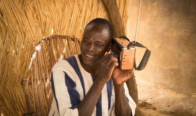 Radios communautaires : les porte-voix des ONGs