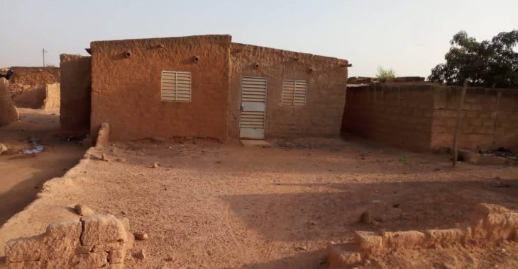 Ouagadougou, pas simple de vivre dans un quartier "non loti"